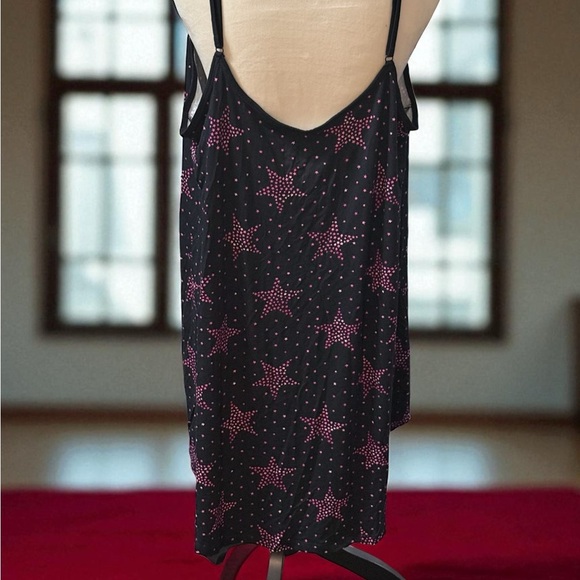 SOLD Torrid Black and Pink Starry Chemise - Picture 3 of 4